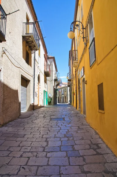 Une ruelle. Pietragalla. Basilicate. Italie . — Photo