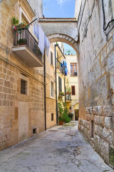 Para o beco. Altamura. Puglia. Itália . — Fotografia de Stock