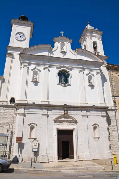 インマコラータ教会。ミネルヴィーノ murge。プーリア州。イタリア. — ストック写真