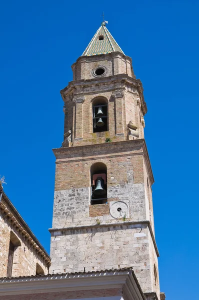 サン ・ セヴェリーノ ・の教会。サン ・ セヴェーロ。プーリア州。イタリア. — ストック写真