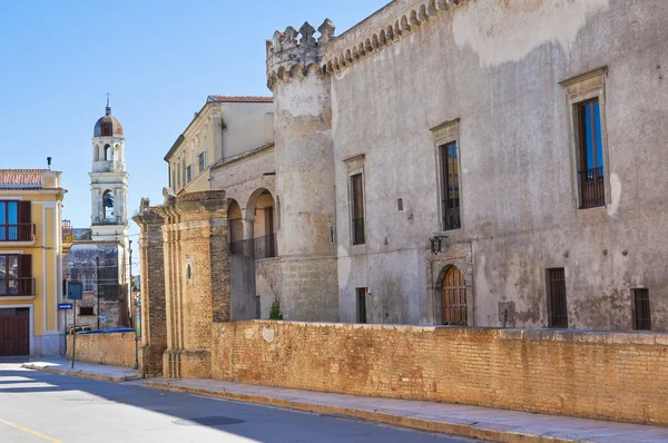 Hercegi kastély Torremaggiore. Puglia. Olaszország. — Stock Fotó