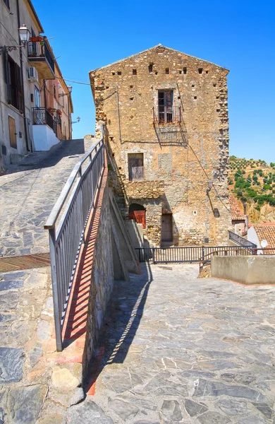 Uličky. Rocca imperiale. Kalábrie. Itálie. — Stock fotografie