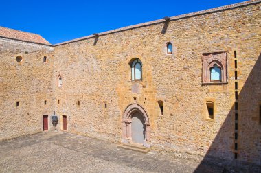 lagopesole Kalesi. Basilicata. İtalya.