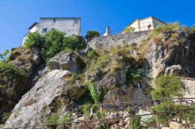 Satriano di Lucania görünümünü. İtalya.