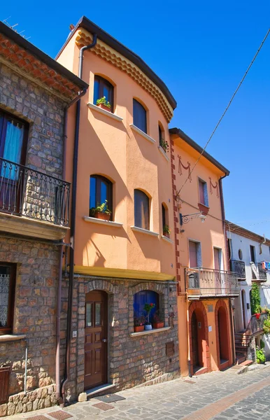 Une ruelle. Satriano di Lucania. Italie . — Photo