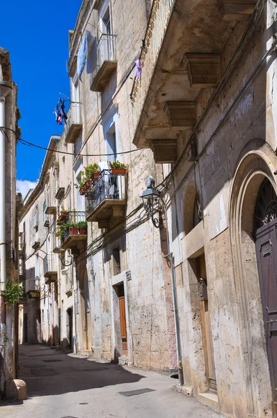 Para o beco. Altamura. Puglia. Itália . — Fotografia de Stock