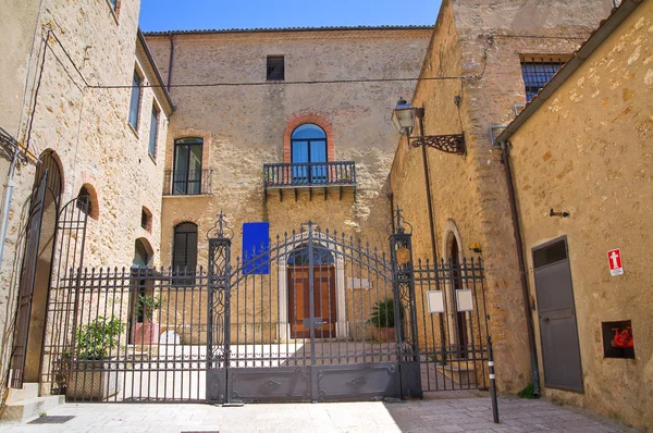 Bisschoppelijk paleis. Acerenza. Basilicata. Italië. — Stockfoto