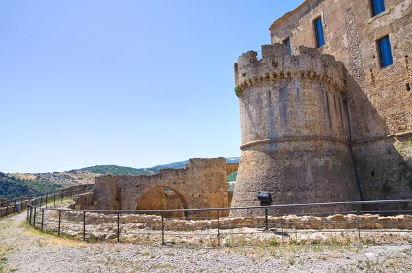 Swabian hrad rocca imperiale. Kalábrie. Itálie. — Stock fotografie