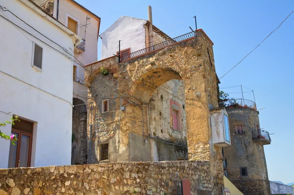 Porta di Mezzo. Rocca Imperiale. Calabria. Italië. — Stockfoto