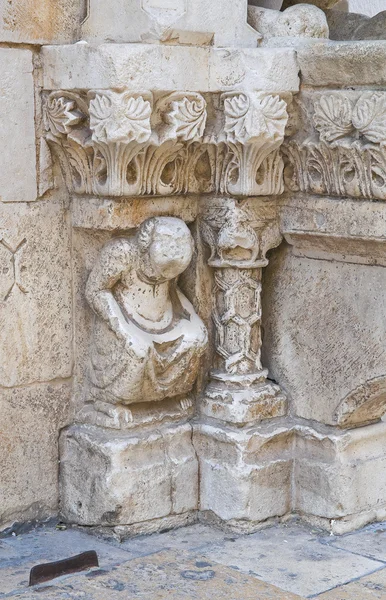 Catedral Duomo de Altamura. Puglia. Sur de Italia . —  Fotos de Stock