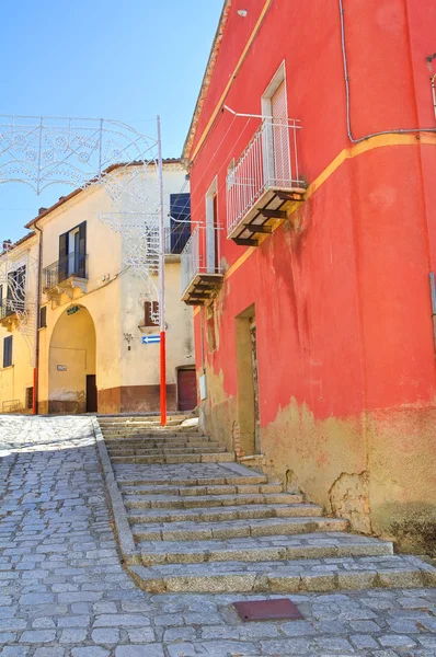 Para o beco. Pietragalla. Basilicata. Itália . — Fotografia de Stock