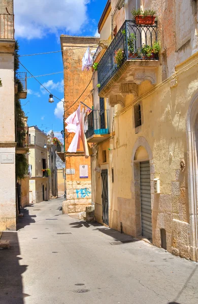 Para o beco. Altamura. Puglia. Itália . — Fotografia de Stock