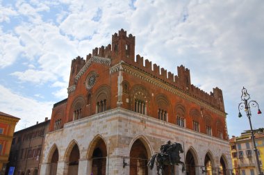 Gotik Saray. Piacenza. Emilia-Romagna. İtalya.