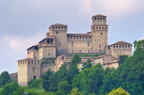 Torrechiara の城。エミリア ＝ ロマーニャ州。イタリア. — ストック写真