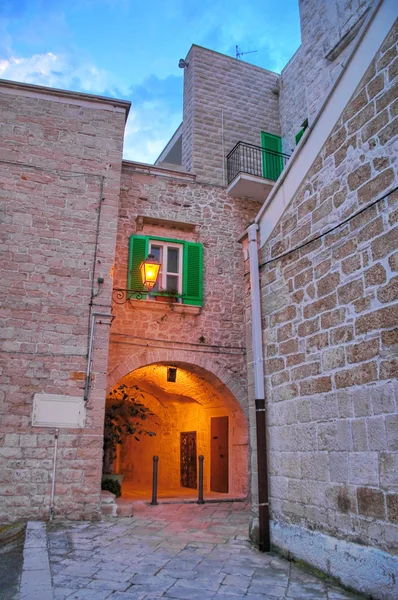 Alleyway. Giovinazzo. Puglia. İtalya. — Stok fotoğraf