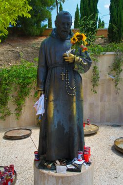 Bir San Giovanni Rotondo sığınak. İtalya.