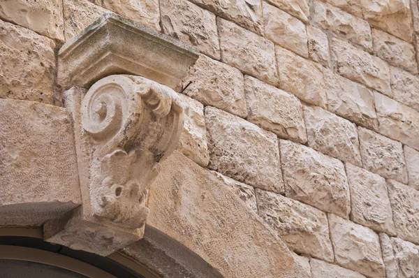 Palacio histórico. Molfetta. Puglia. Italia . —  Fotos de Stock