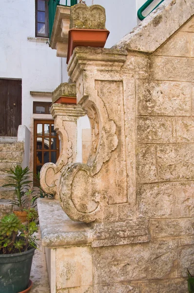 Steegje. Locorotondo. Puglia. Italië. — Stockfoto