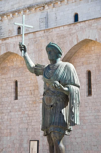 青銅色の彫像。バルレッタ。プーリア州。イタリア. — ストック写真