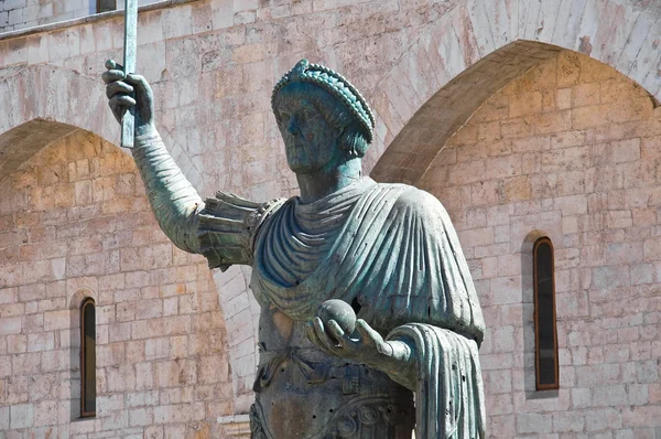 Statua in bronzo. Barletta. Puglia. Italia . — Foto Stock