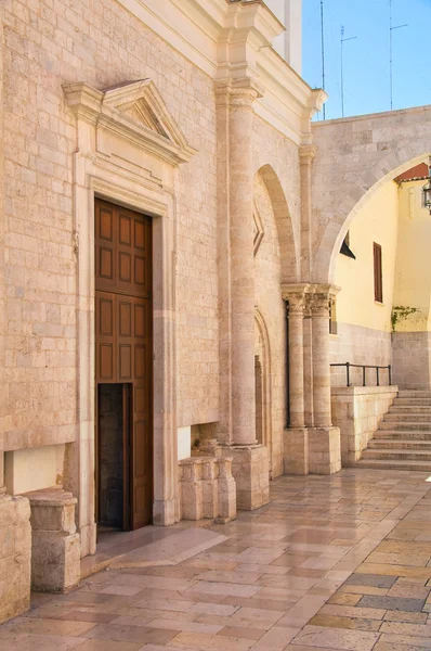 Basiliek kerk van St. Sepolcro. Barletta. Puglia. Italië. — Stockfoto