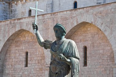 Bronz heykel. Barletta. Puglia. İtalya.
