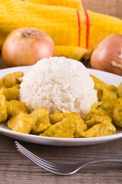 Kyckling curry med ris Caribbean. — Stockfoto