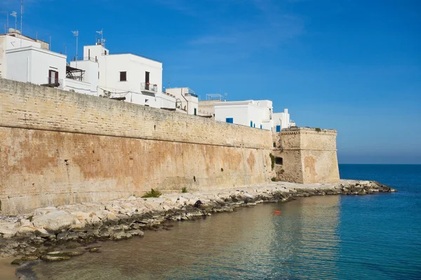 Panoramatický pohled na monopoli. Puglia. Itálie. — Stock fotografie