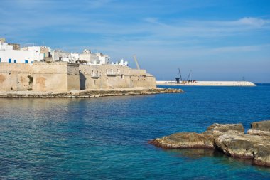 monopoli panoramik bir bakış. Puglia. İtalya.