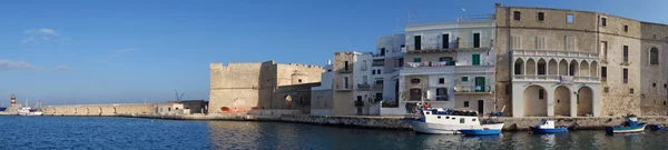 Panoramatický pohled na monopoli. Puglia. Itálie. — Stock fotografie