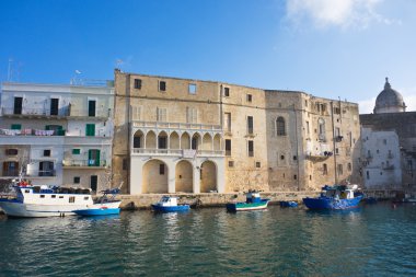 monopoli panoramik bir bakış. Puglia. İtalya.