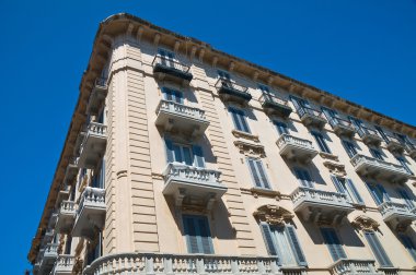 Tarihi saray. Bari. Puglia. İtalya.