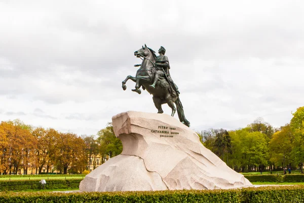 Büyük anıt peter kış içinde bronz Süvari, st. petersburg, Rusya Federasyonu — Stok fotoğraf