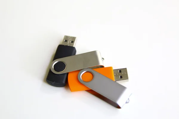Набор USB-дисков изолированы — стоковое фото