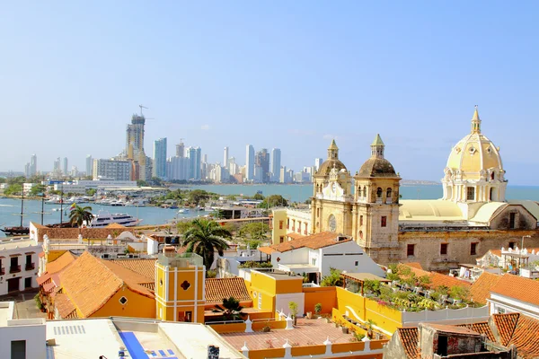 Centro histórico de Cartagena, Colômbia com o Mar do Caribe — Fotografia de Stock