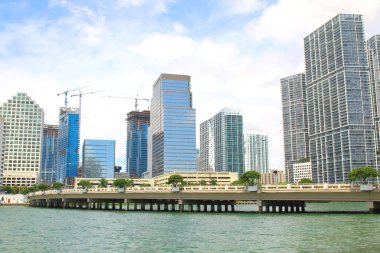Miami Brickell anahtar Biscayne Körfezi boyunca görünümü.