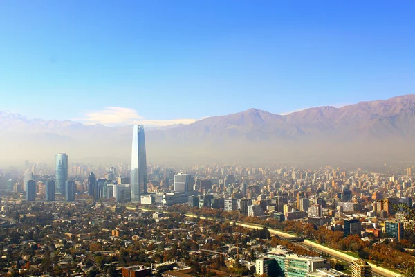 Santiago, chile. Vista de Cerro San Cristobal . — Fotografia de Stock