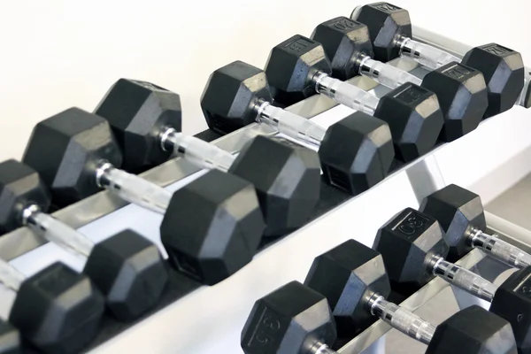 Fitness-Trainingsgeräte Kurzhantelgewichte — Stockfoto