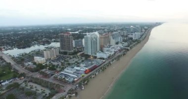 Fort Lauderdale, Florida hava görünümünü. Seyahat hedef. Plaj ve temiz su