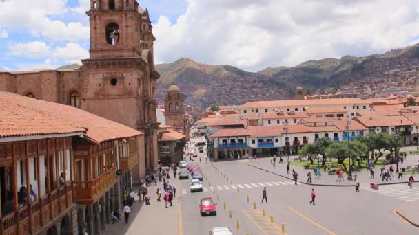 Cuzco, Peru Plaza de Armas. Iglesia y Catedral. En un día soleado — Vídeo de stock