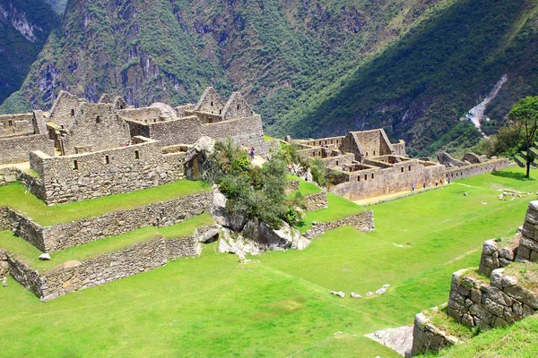 Machu Picchu, Peru, hazırlanmış taş işçiliği — Stok fotoğraf