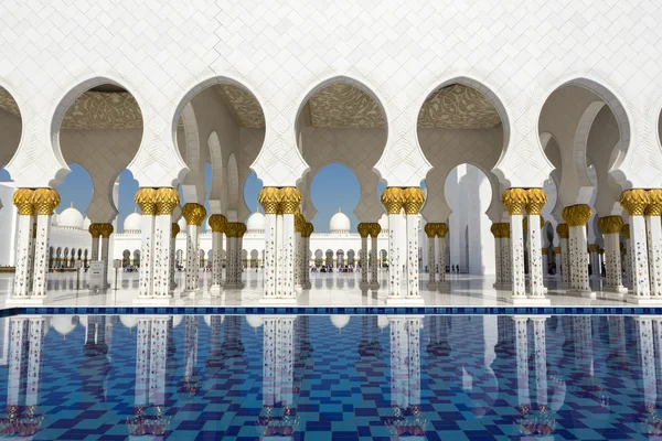 Mezquita Sheikh Zayed en Abu Dhabi — Foto de Stock