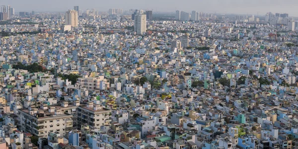 Ho Chi Minh City Flygfoto under dagen med bostäder hou — Stockfoto