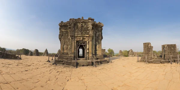 Phnom bakheng tempel in angkor. siem reap, Unesco-Stätte Kambodscha. — Stockfoto