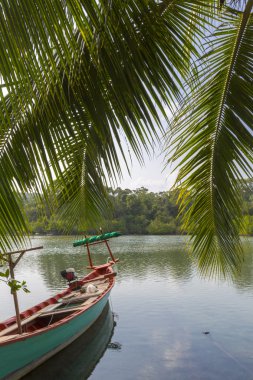 Khmer tekne, beach Koh Rong Deniz Manzaralı. Kamboçya