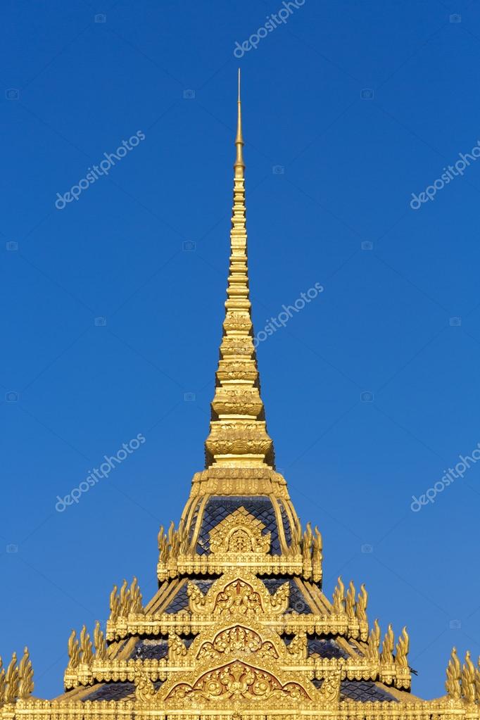 Techo del Palacio Real en Phnom Penh. Arquitectura jemer, Camb 2023