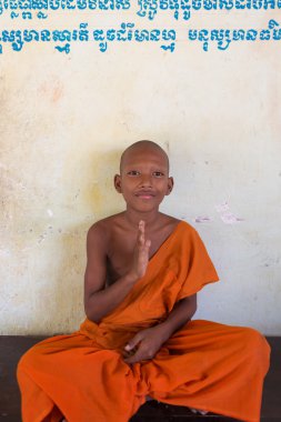 Oturma ve meditasyon, Phnom Penh Kamboçyalı genç Budist rahip