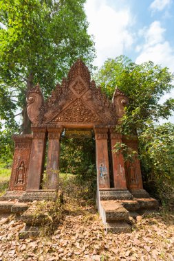 Eski geleneksel Khmer tapınakta Siem Reap, Kamboçya
