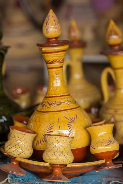 Moroccan ceramic teapot with its cup — Stock Photo, Image