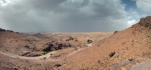 Gargantas de Dades, Alto Atlas, Marruecos, África. Vista de carretera . —  Fotos de Stock